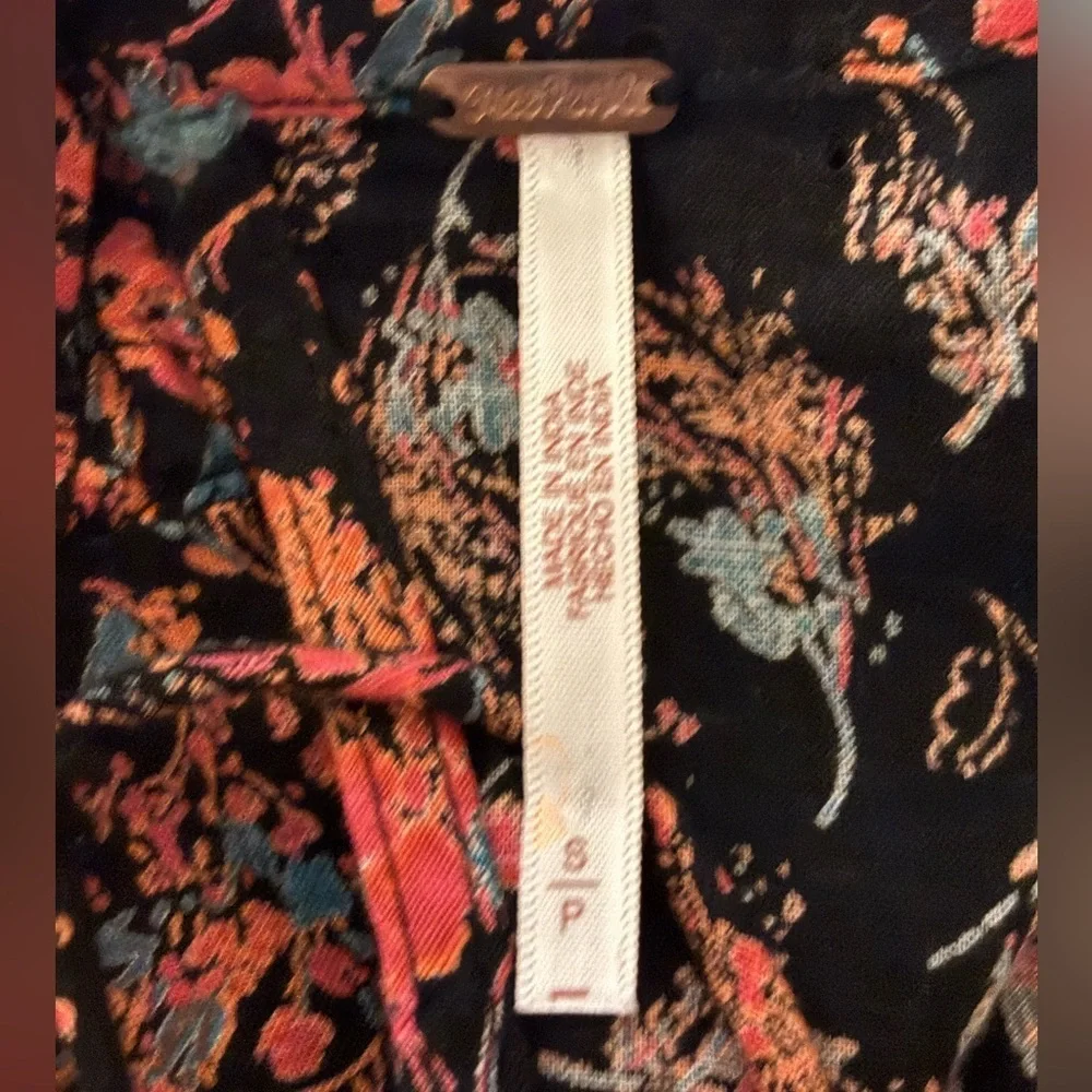 Free People Black Pink Floral Cropped Corset Top Open Back Puff Sleeve Size Sm